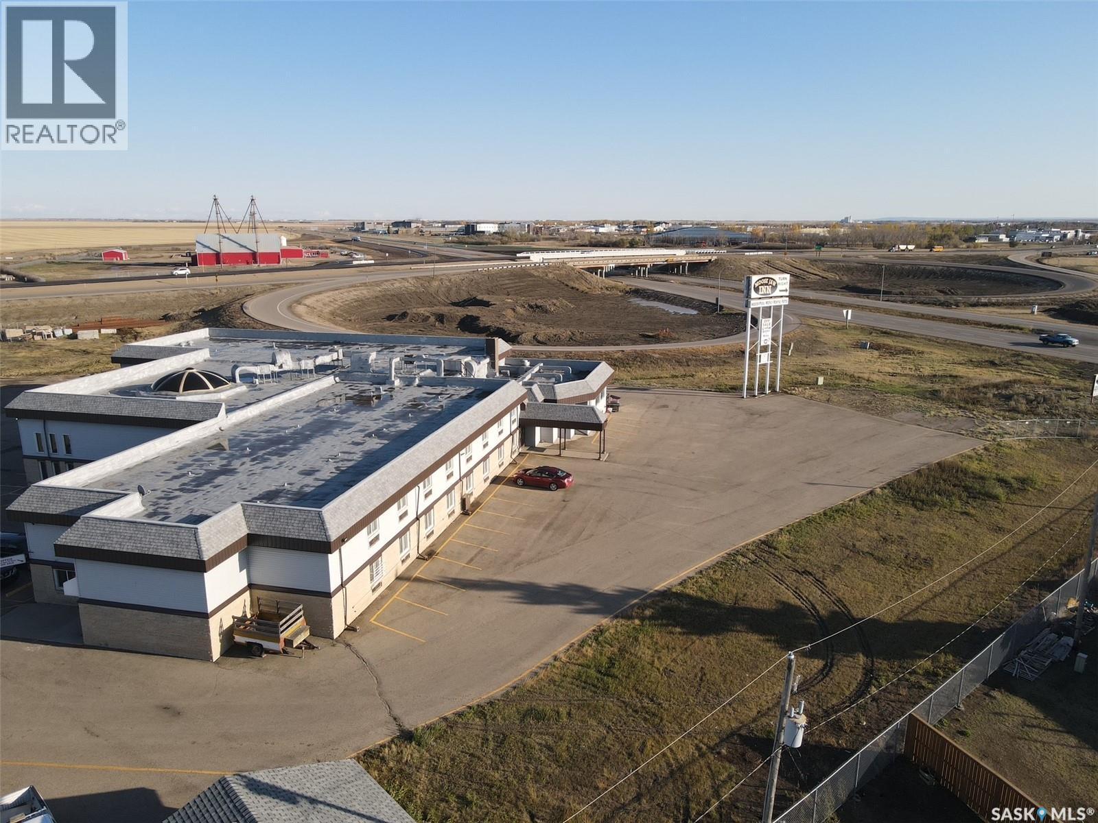 45 Service Road N, Moose Jaw, SK