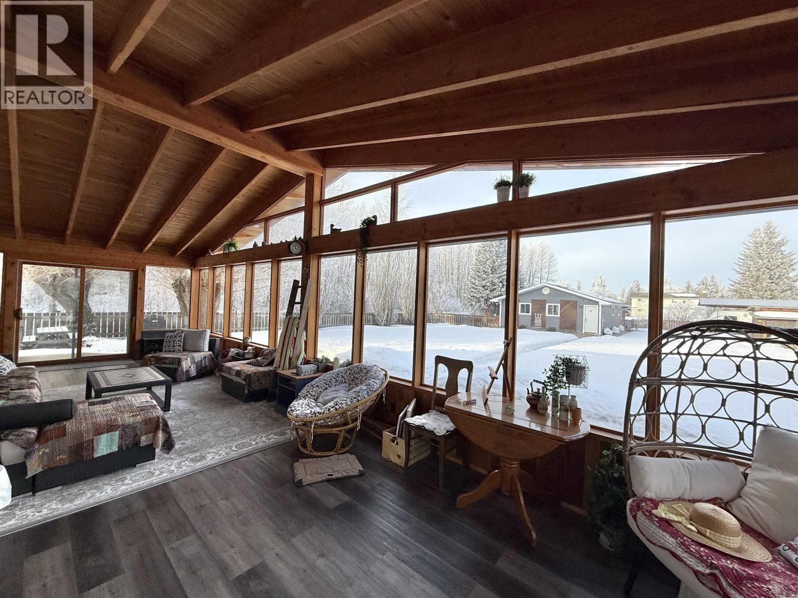 1702 Cypress Road, Quesnel, BC - Indoor