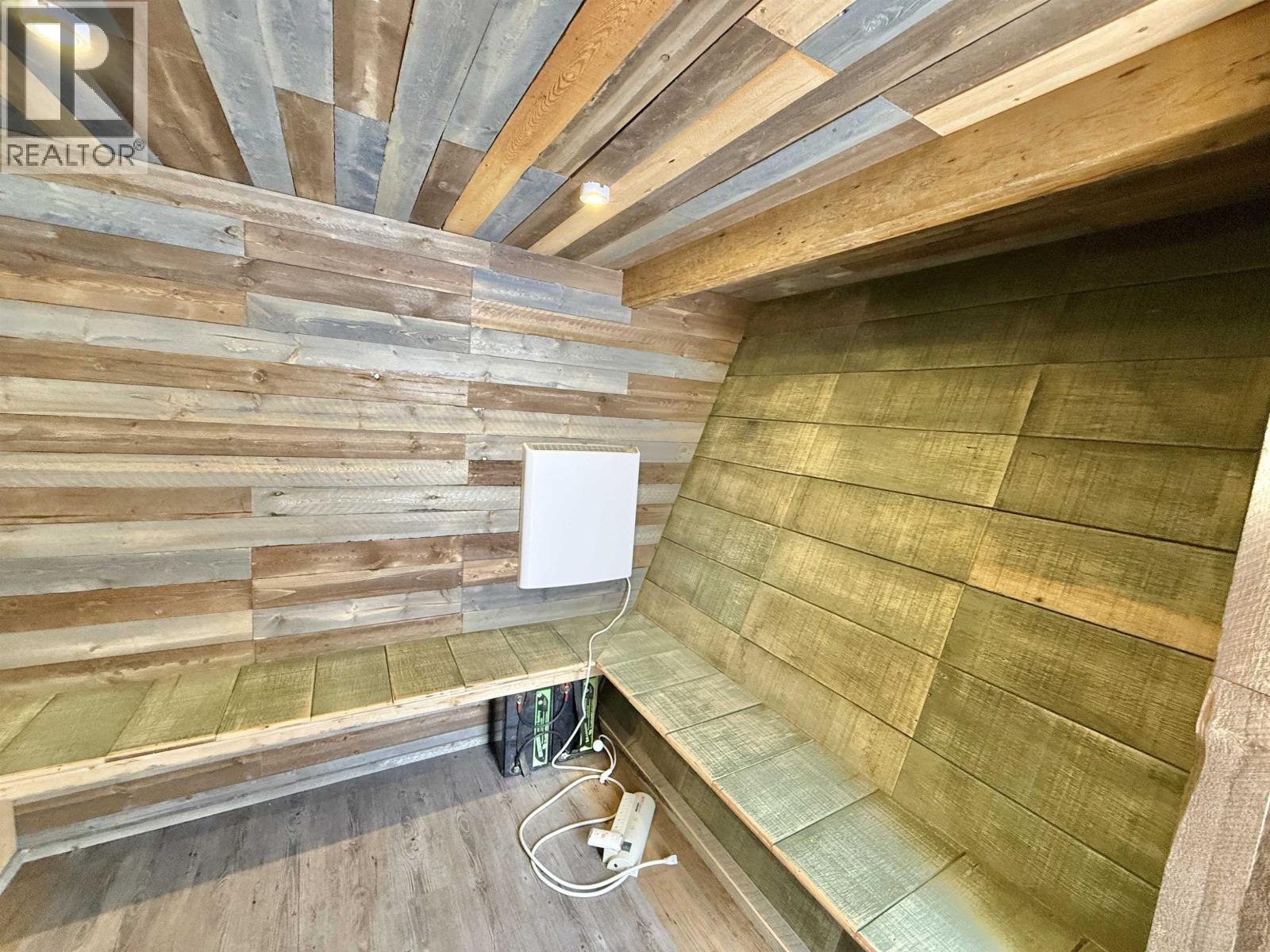 1702 Cypress Road, Quesnel, BC - Indoor Photo Showing Other Room