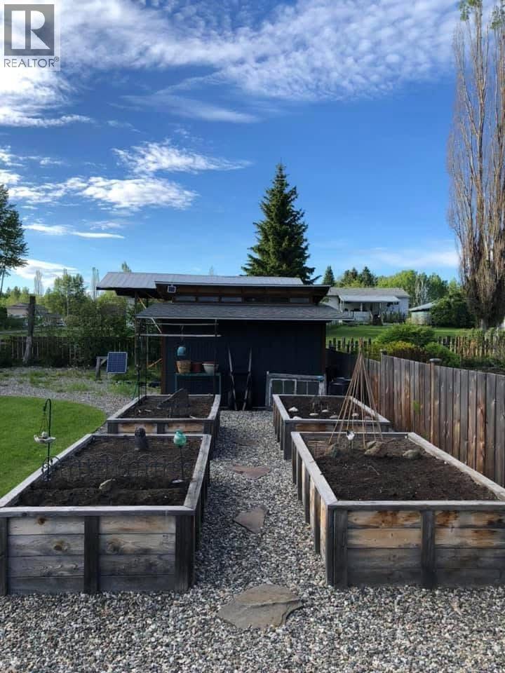 1702 Cypress Road, Quesnel, BC - Outdoor