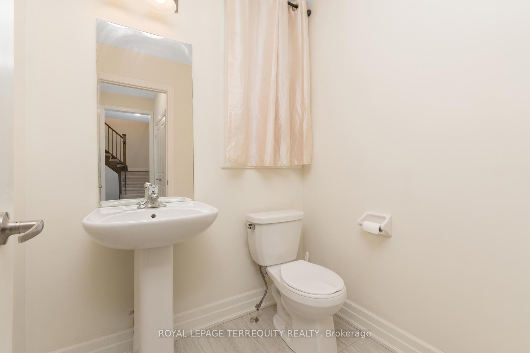 4516 Eclipse Way, Niagara Falls, ON - Indoor Photo Showing Bathroom