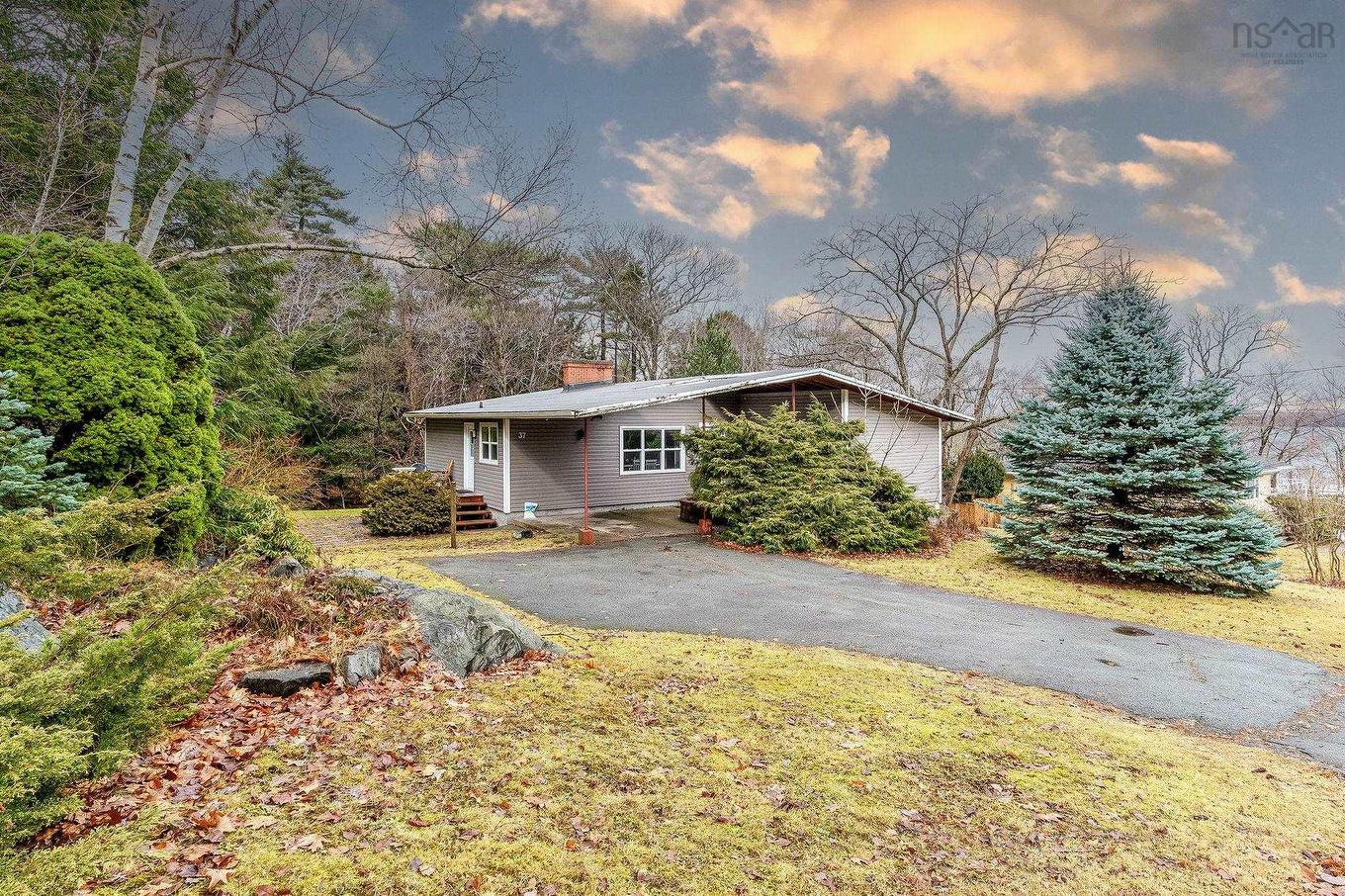 37 Sherbrooke Drive, Halifax, NS
