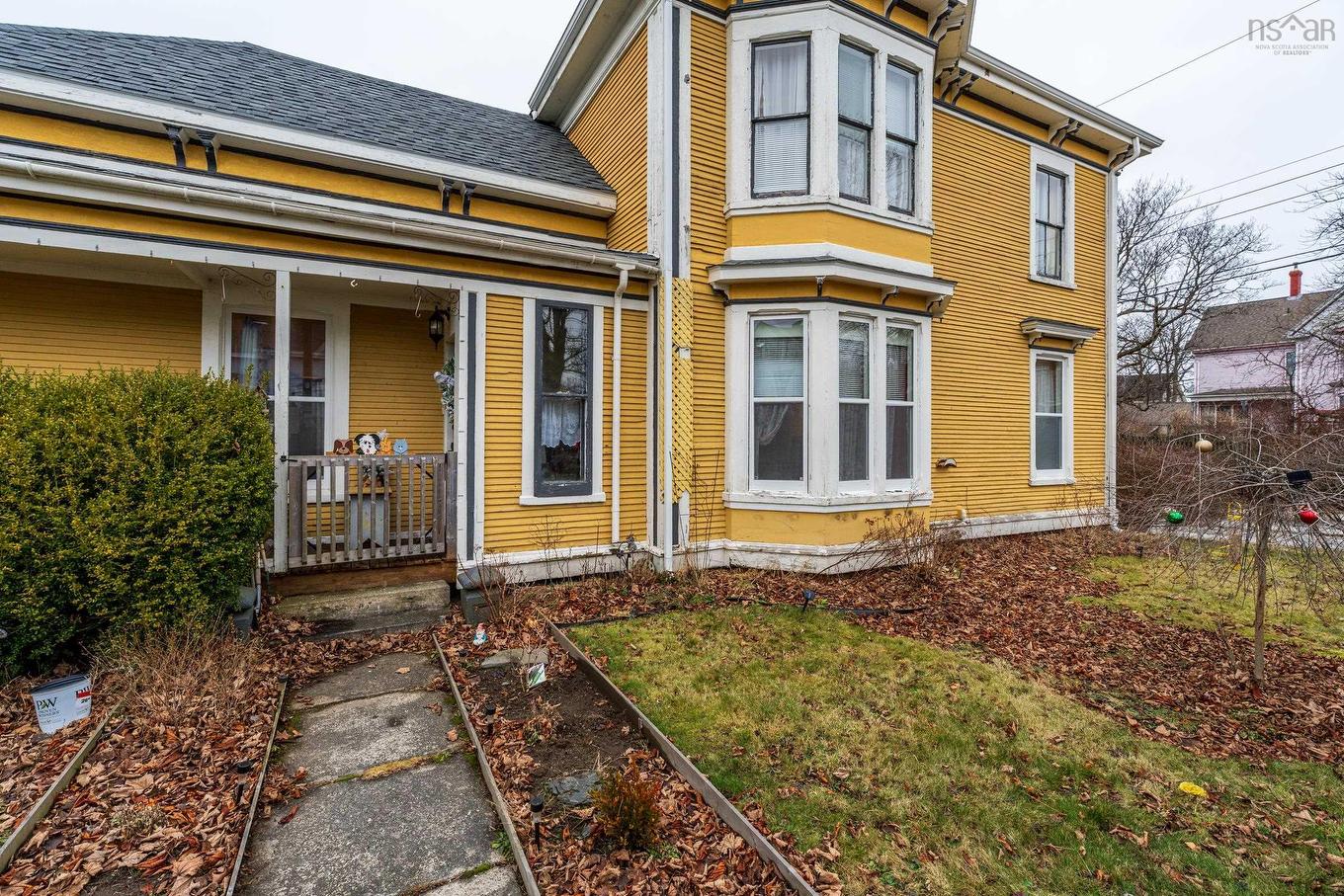 45 Alma Street, Yarmouth, NS