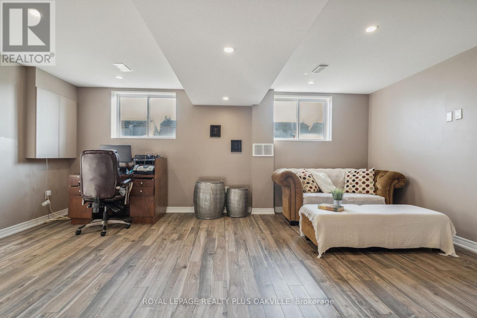 71 Locheed Drive, Hamilton, ON - Indoor