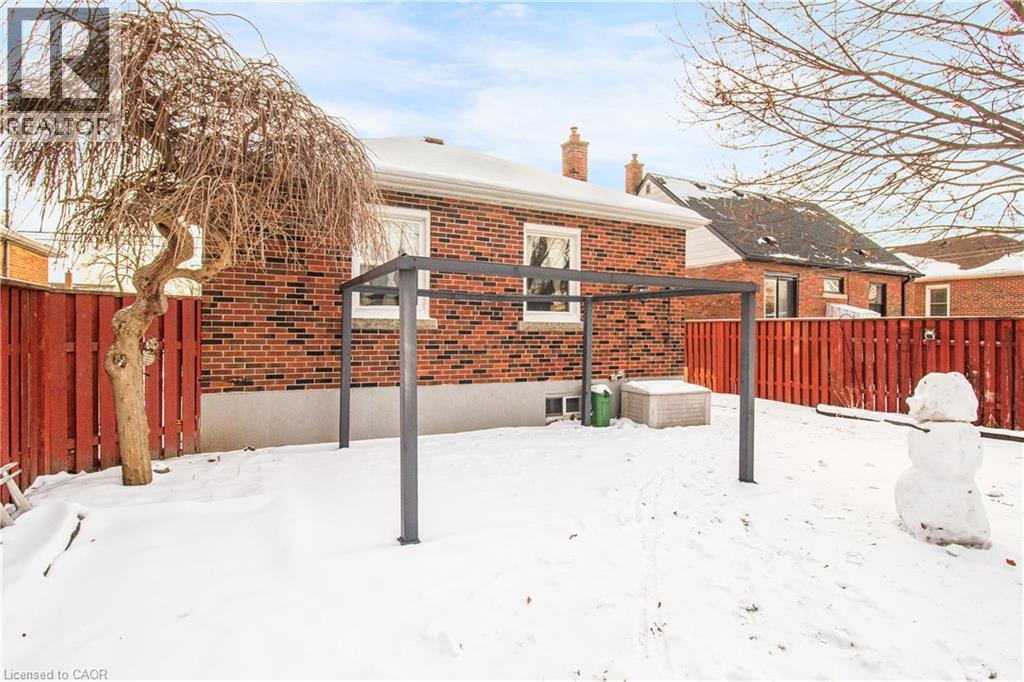 773 Queensdale Avenue E, Hamilton, ON - Outdoor