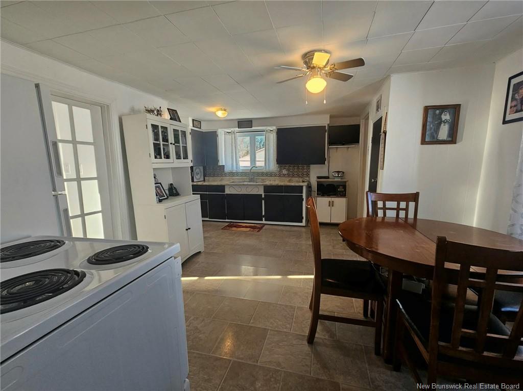 851 Helen, Bathurst, NB