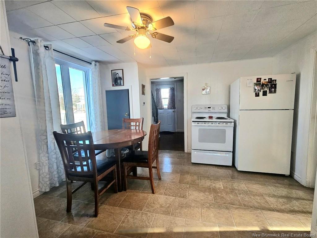 851 Helen, Bathurst, NB