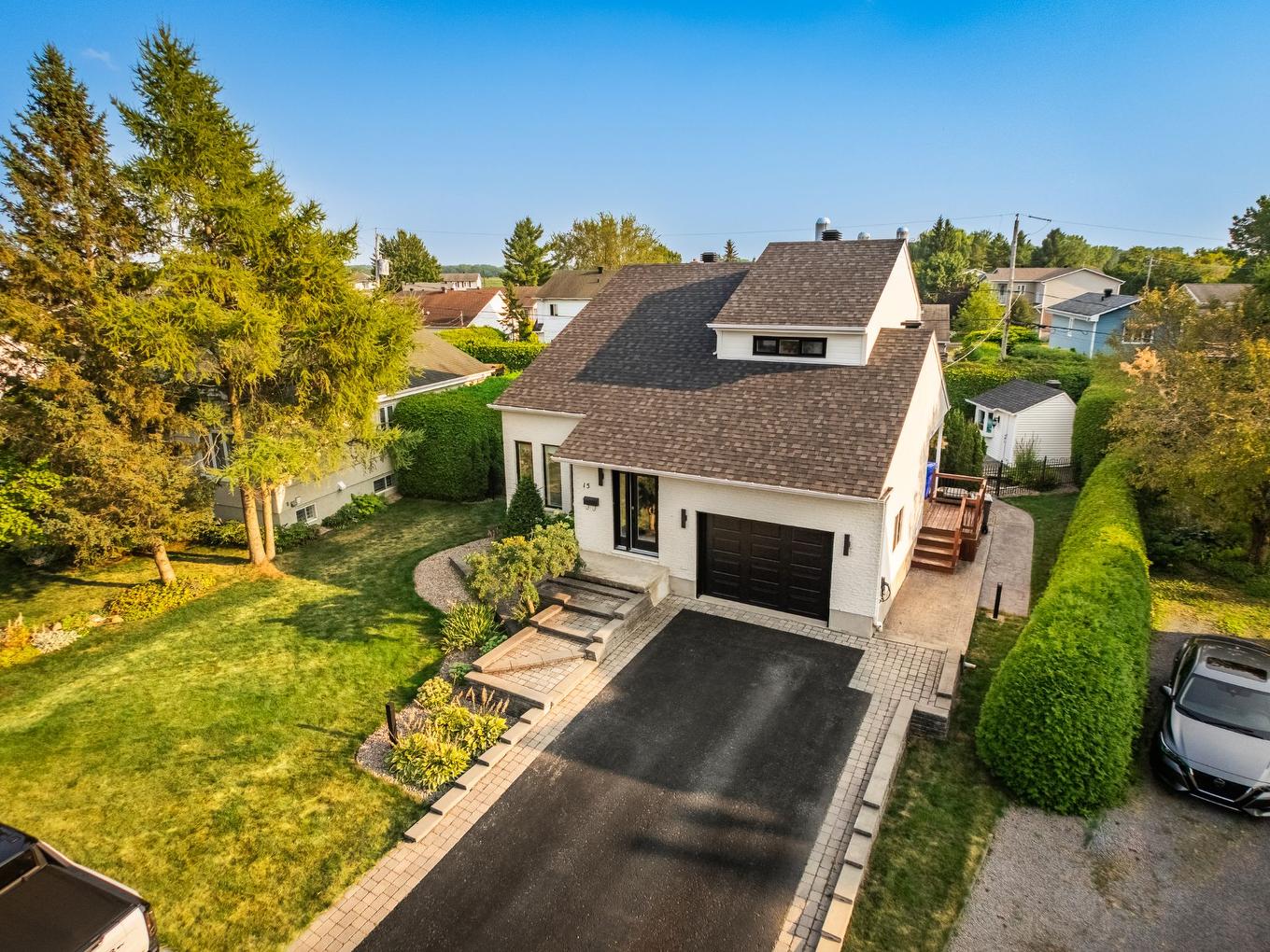 Façade - 15 Rue Besset, Saint-Mathias-Sur-Richelieu, QC - Outdoor