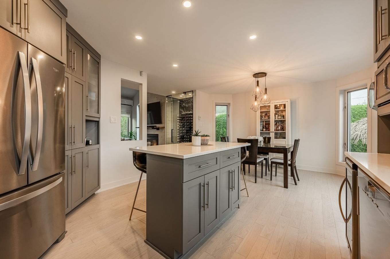 Cuisine - 15 Rue Besset, Saint-Mathias-Sur-Richelieu, QC - Indoor