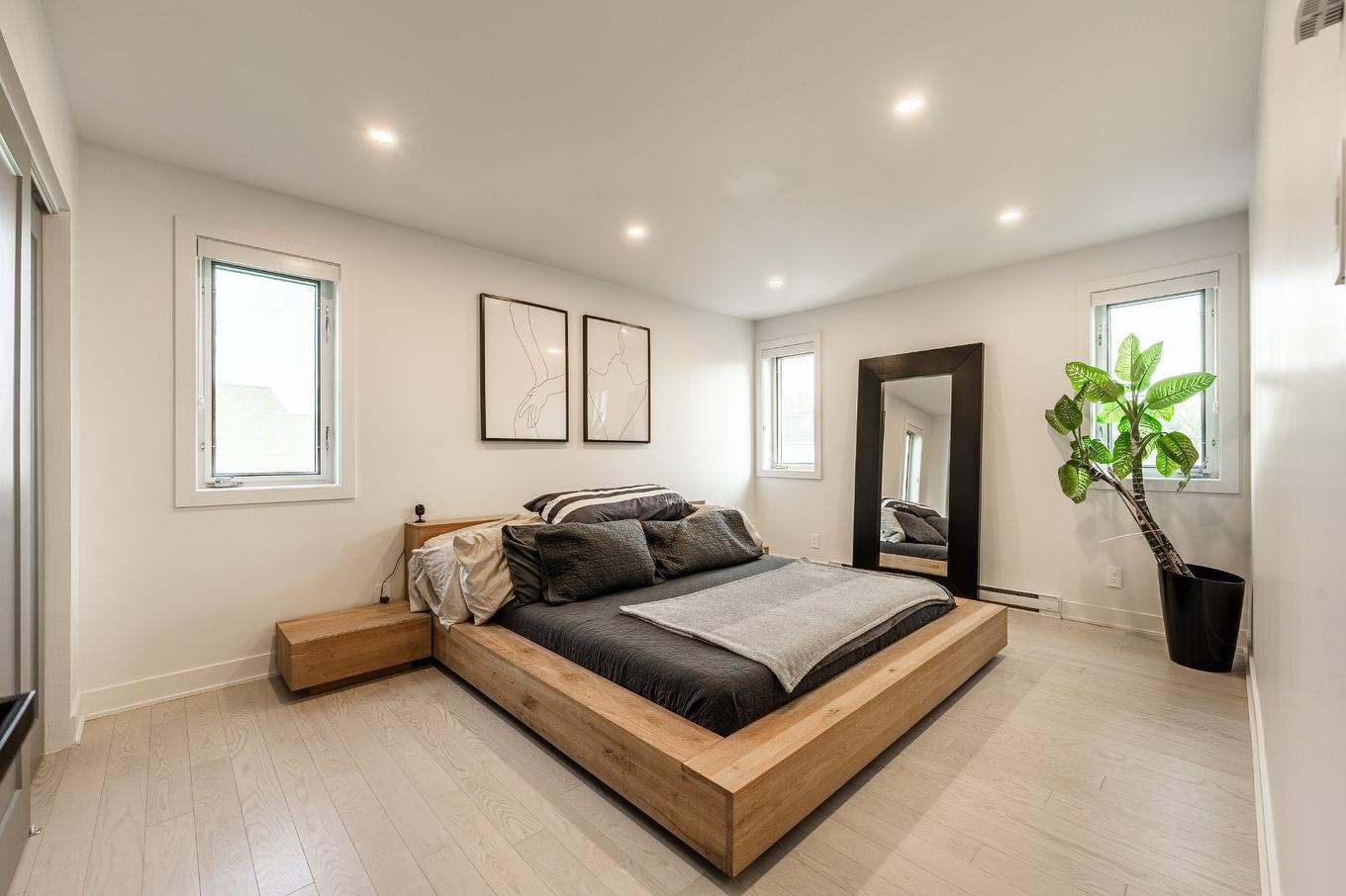 Chambre à coucher principale - 15 Rue Besset, Saint-Mathias-Sur-Richelieu, QC - Indoor Photo Showing Bedroom