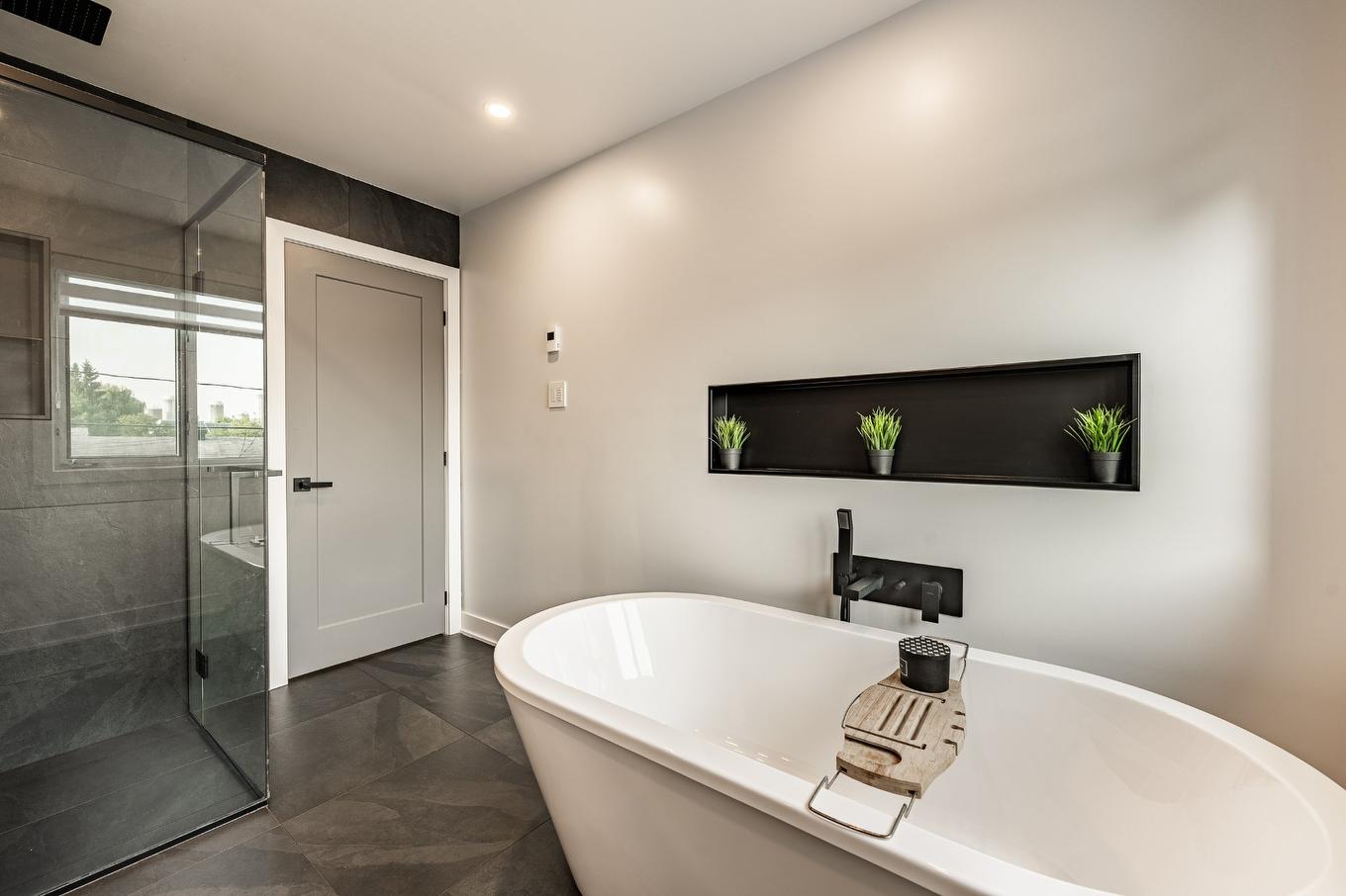 Salle de bains - 15 Rue Besset, Saint-Mathias-Sur-Richelieu, QC - Indoor Photo Showing Bathroom