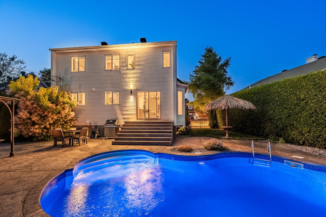 Cour - 15 Rue Besset, Saint-Mathias-Sur-Richelieu, QC - Outdoor