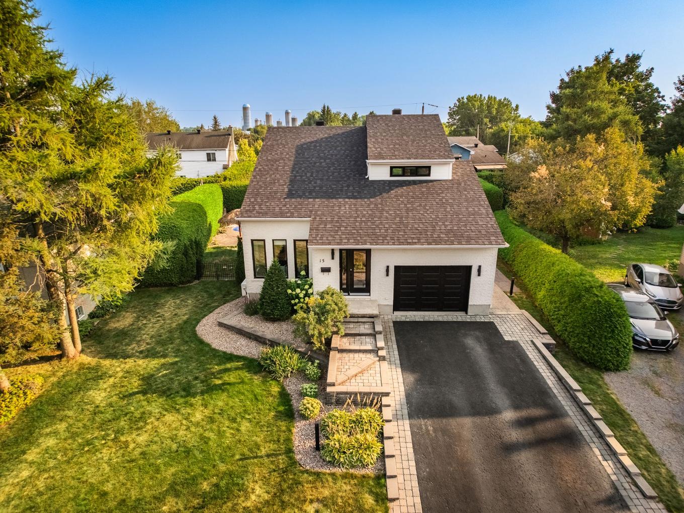 Façade - 15 Rue Besset, Saint-Mathias-Sur-Richelieu, QC - Outdoor