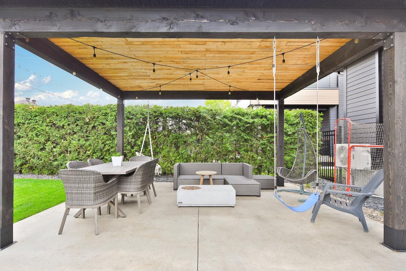 Backyard - 32 Rue Des Plaines, Saint-Jean-Sur-Richelieu, QC - Outdoor With Deck Patio Veranda With Exterior