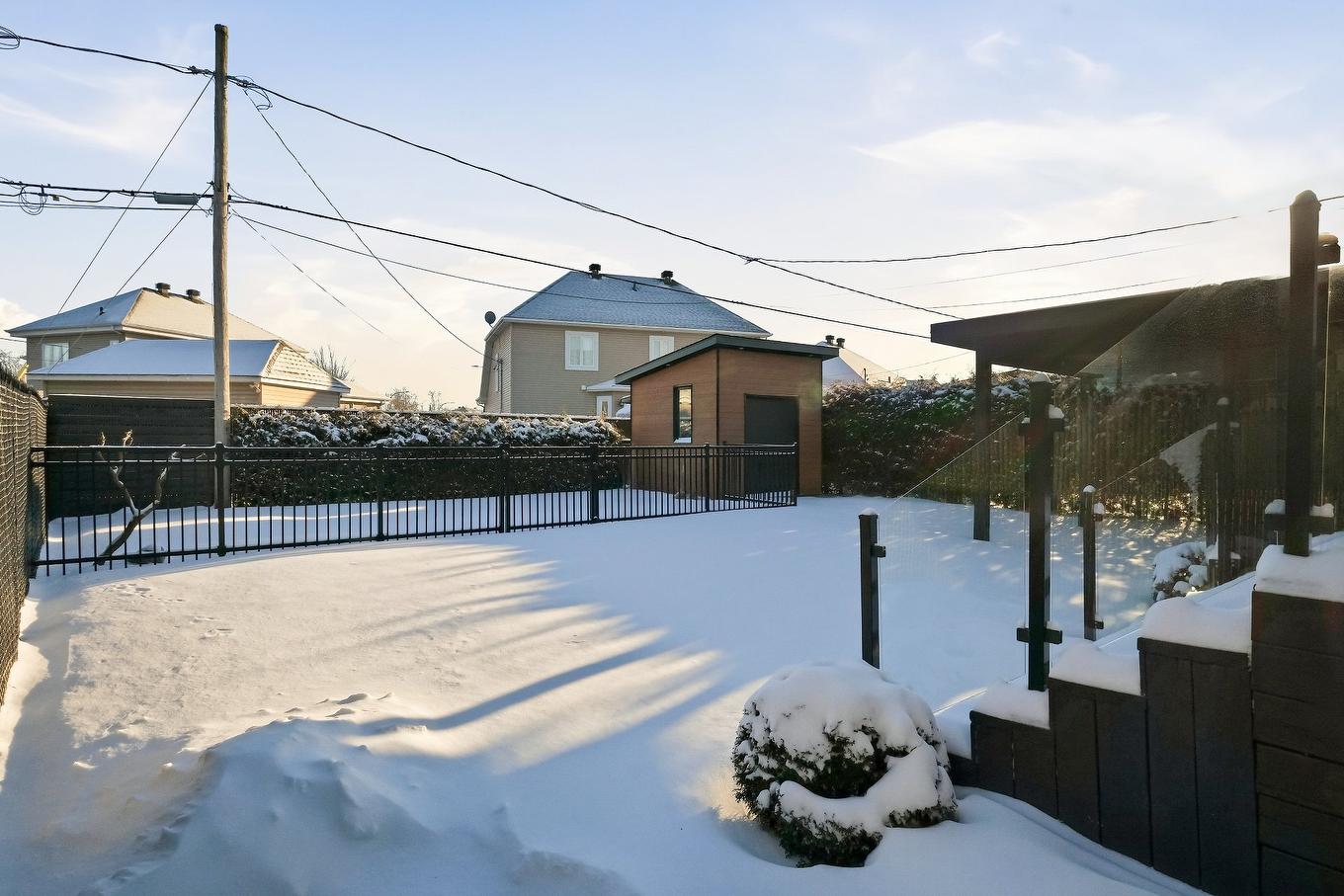 Backyard - 32 Rue Des Plaines, Saint-Jean-Sur-Richelieu, QC - Outdoor