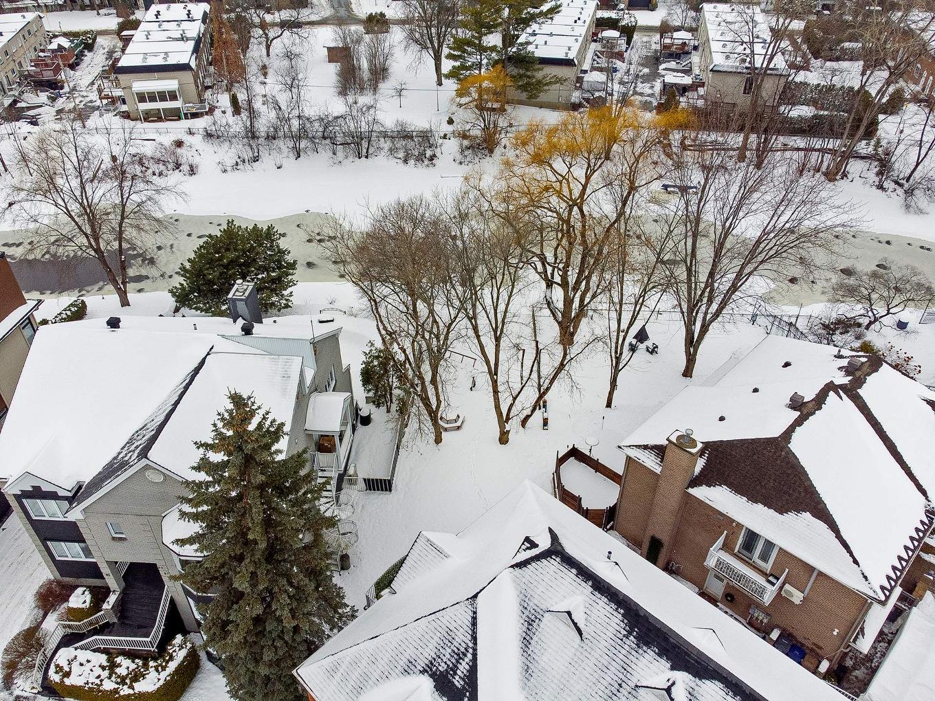 Aerial photo - 4727 Crois. Des Îles, Laval (Chomedey), QC - Outdoor