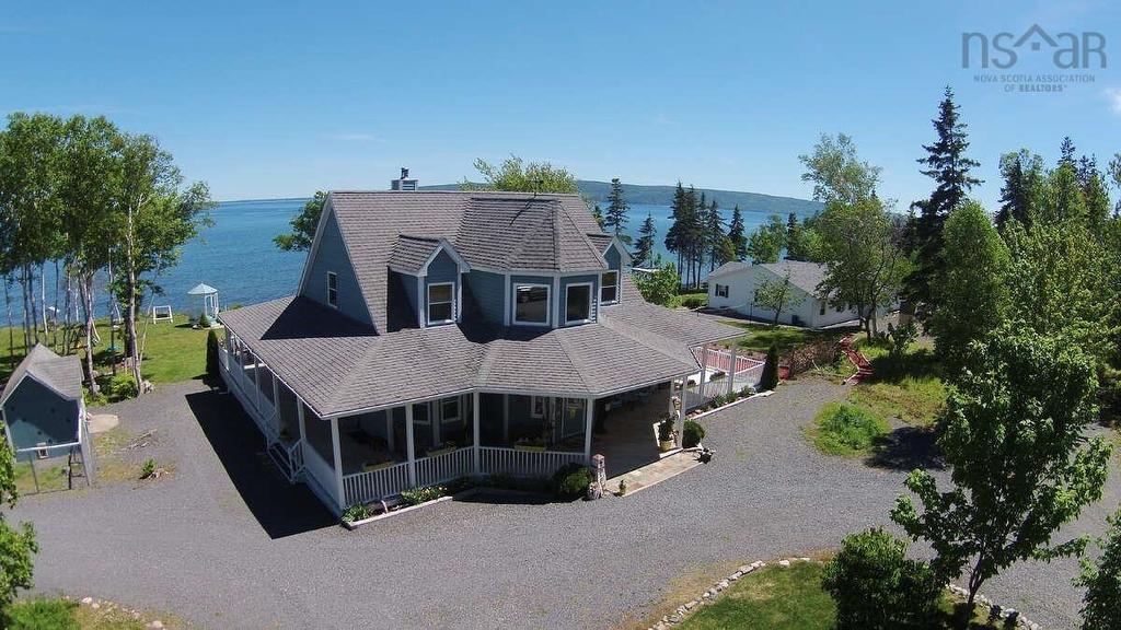 45227 Cabot Trail, North Shore, NS