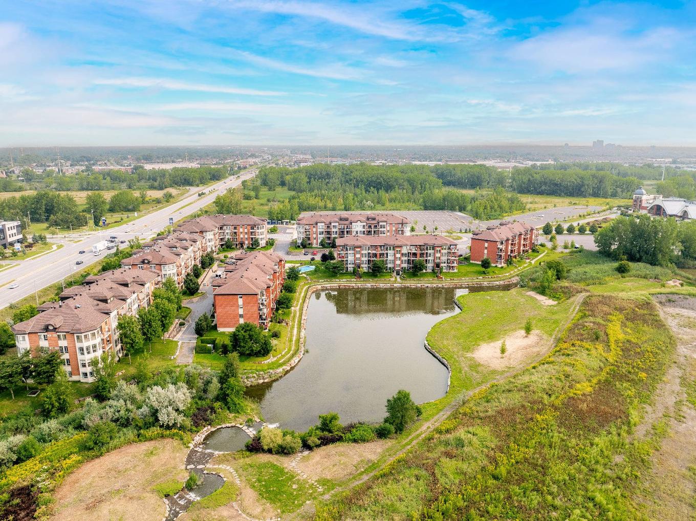 Photo aérienne - 212-110 Av. Du Golf, La Prairie, QC - Outdoor With View