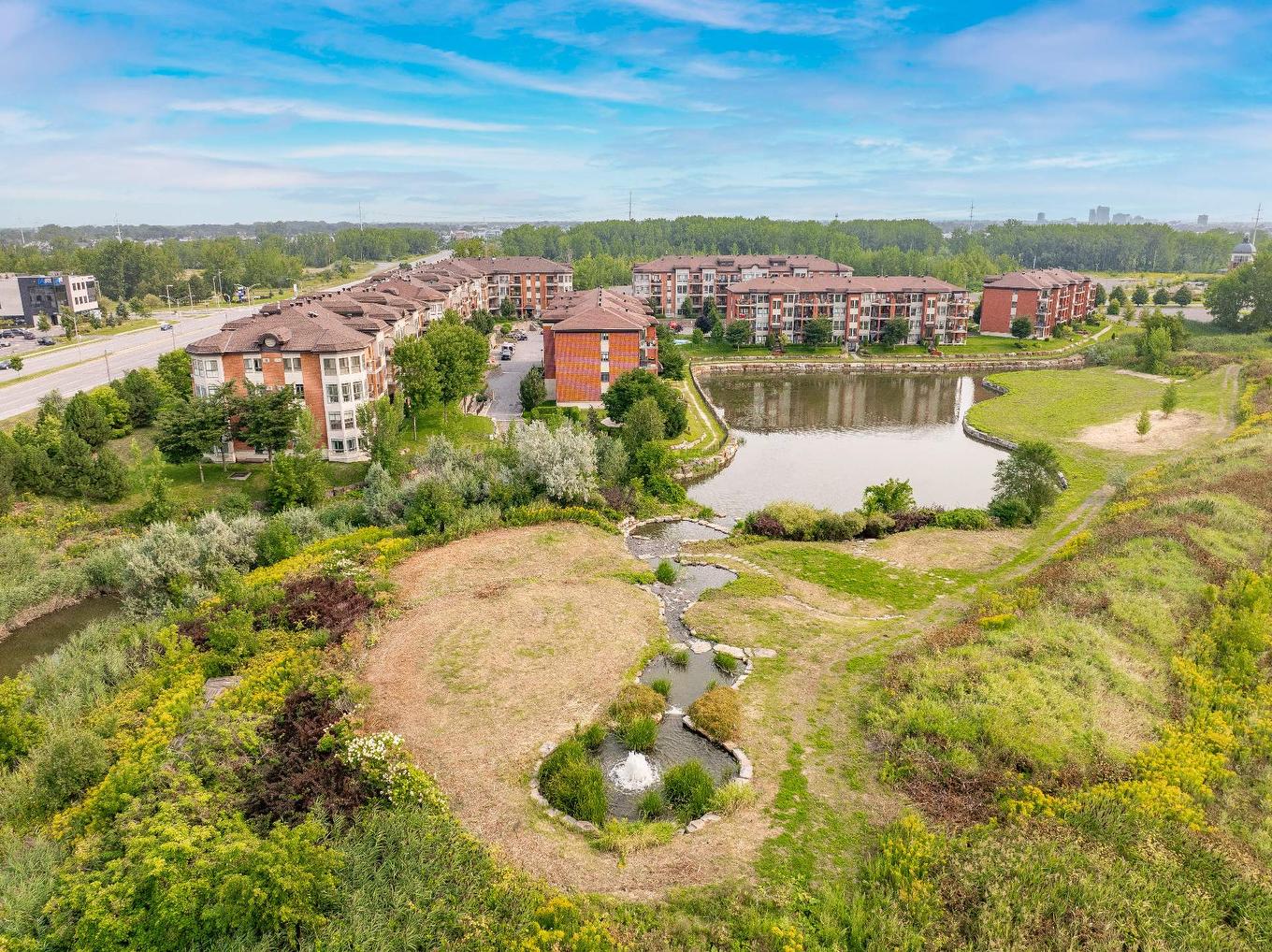 Photo aérienne - 212-110 Av. Du Golf, La Prairie, QC - Outdoor With View