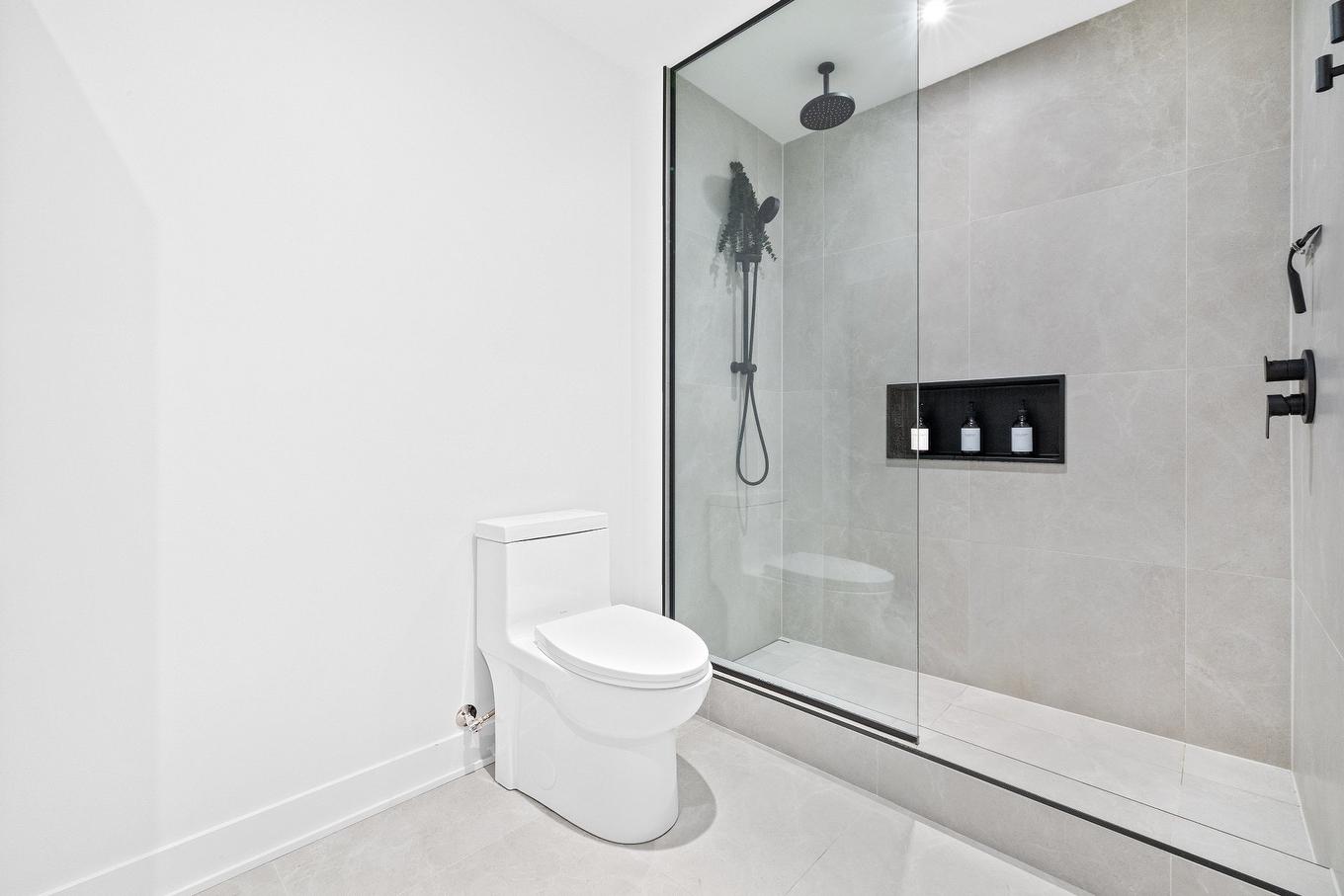 Bathroom - 1005-399 Rue De La Rotonde, Montréal (Verdun/Île-Des-Soeurs), QC - Indoor Photo Showing Bathroom