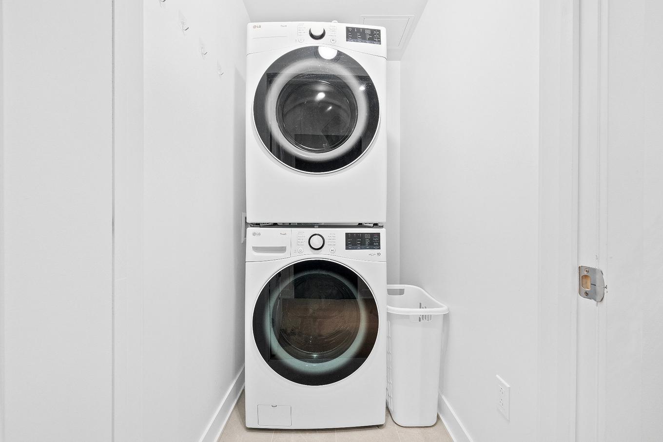 Laundry room - 1005-399 Rue De La Rotonde, Montréal (Verdun/Île-Des-Soeurs), QC - Indoor Photo Showing Laundry Room
