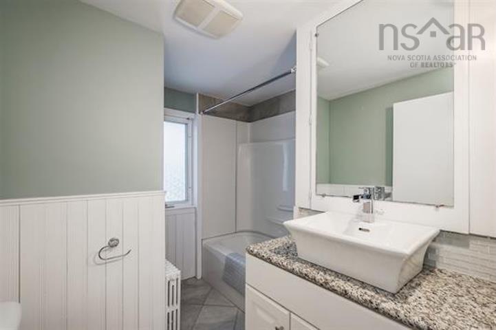 82 Sunnybrae Avenue, Halifax, NS