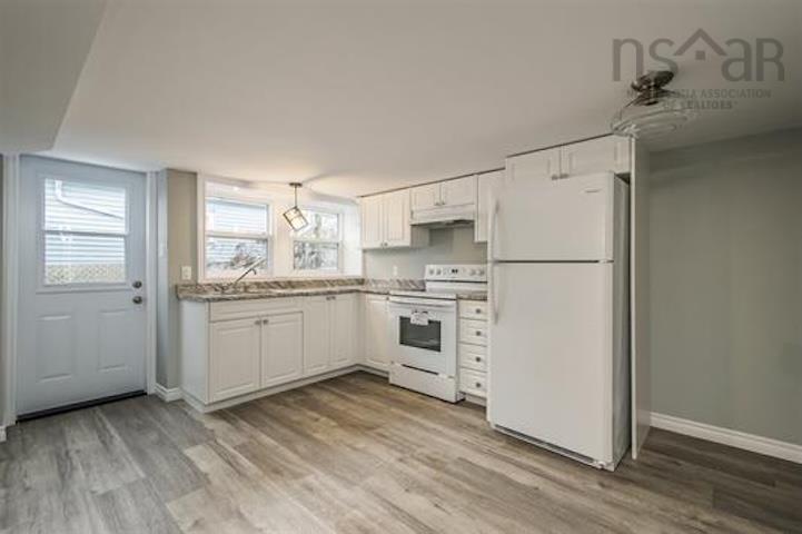 82 Sunnybrae Avenue, Halifax, NS