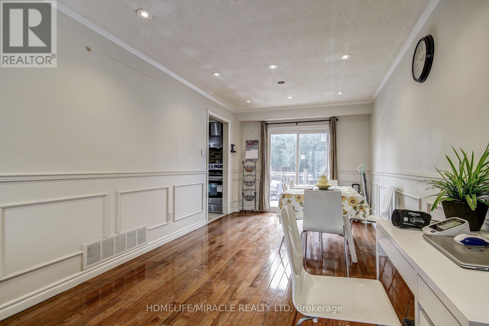 3124 Patrick Crescent, Mississauga, ON - Indoor