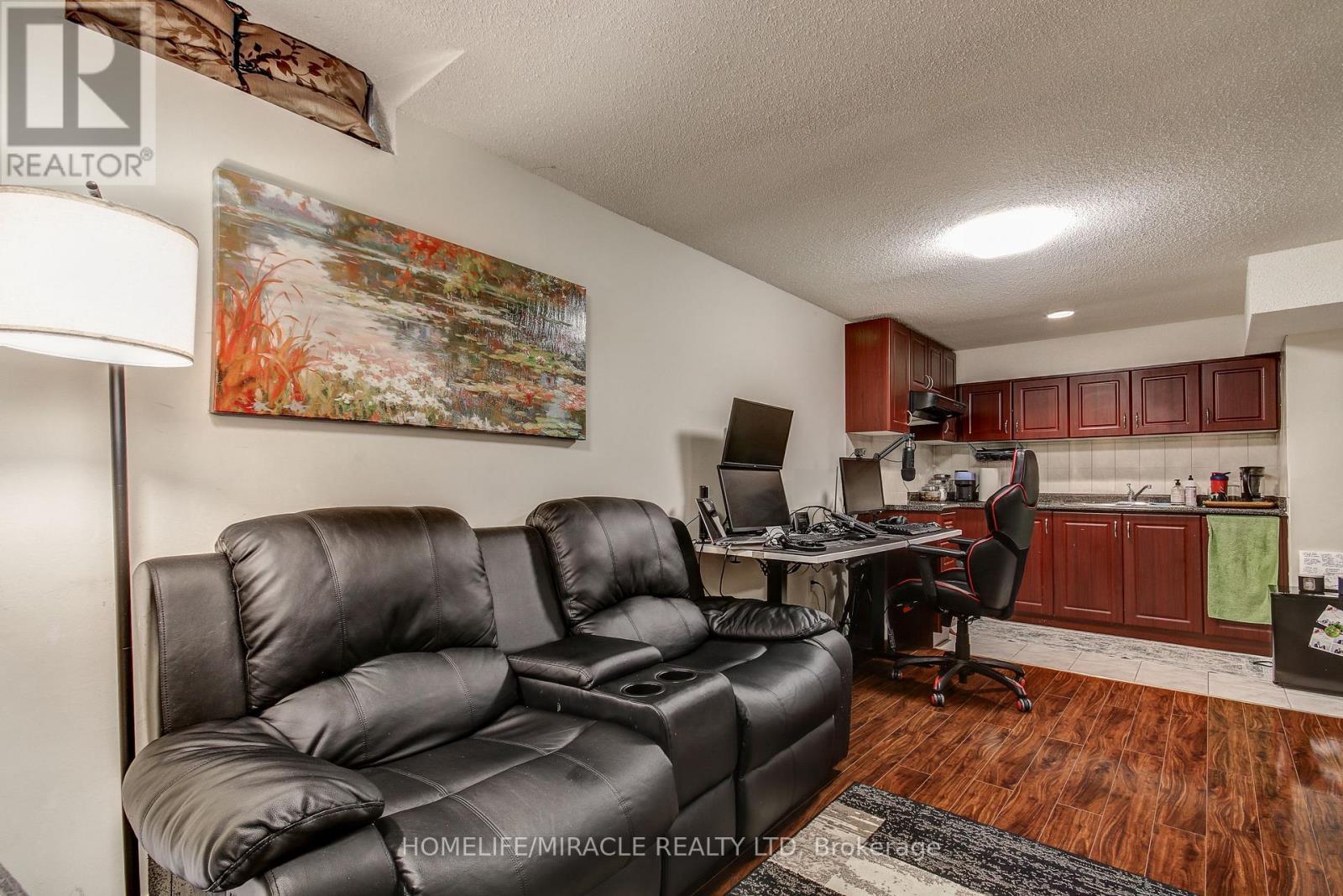 3124 Patrick Crescent, Mississauga, ON - Indoor Photo Showing Other Room
