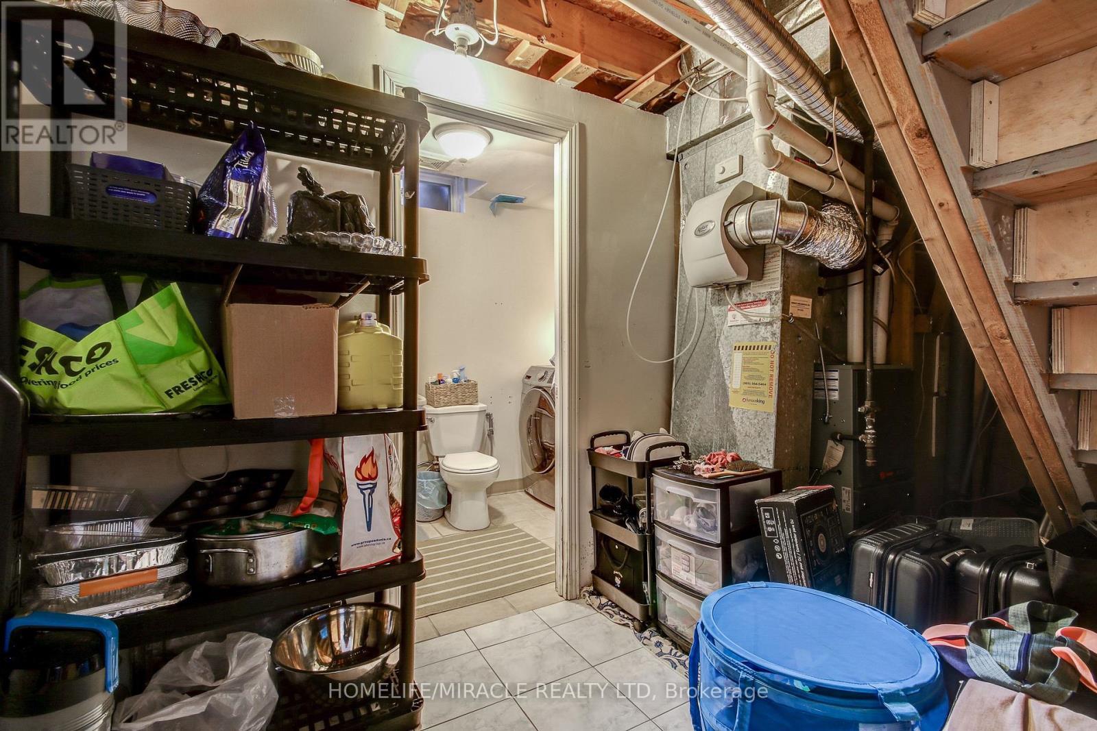 3124 Patrick Crescent, Mississauga, ON - Indoor