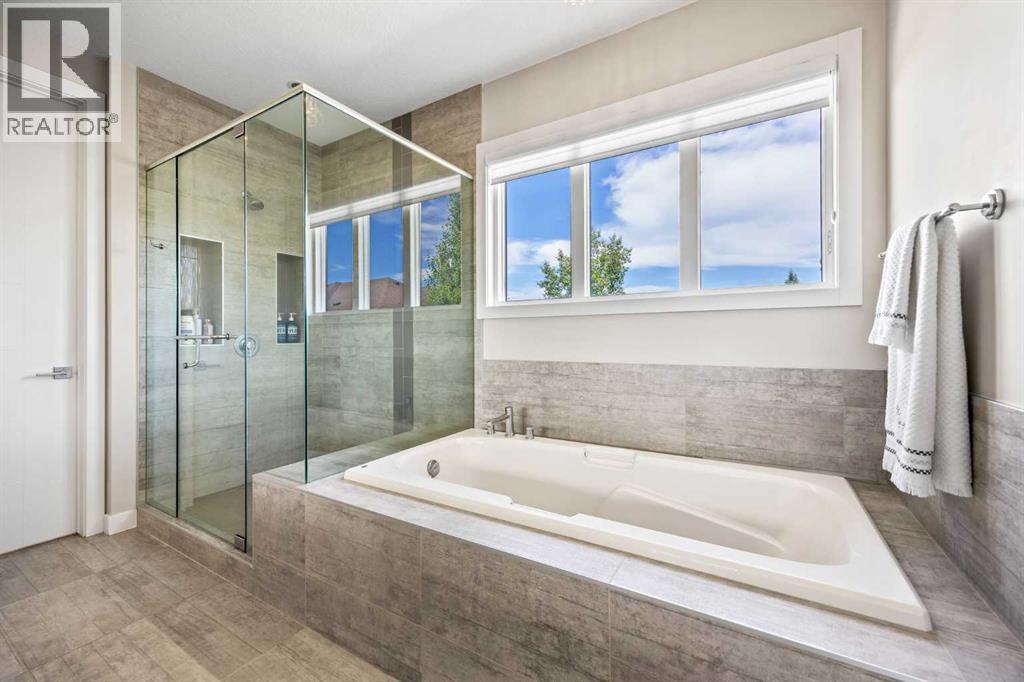 144 Legacy Mount Se, Calgary, AB - Indoor Photo Showing Bathroom