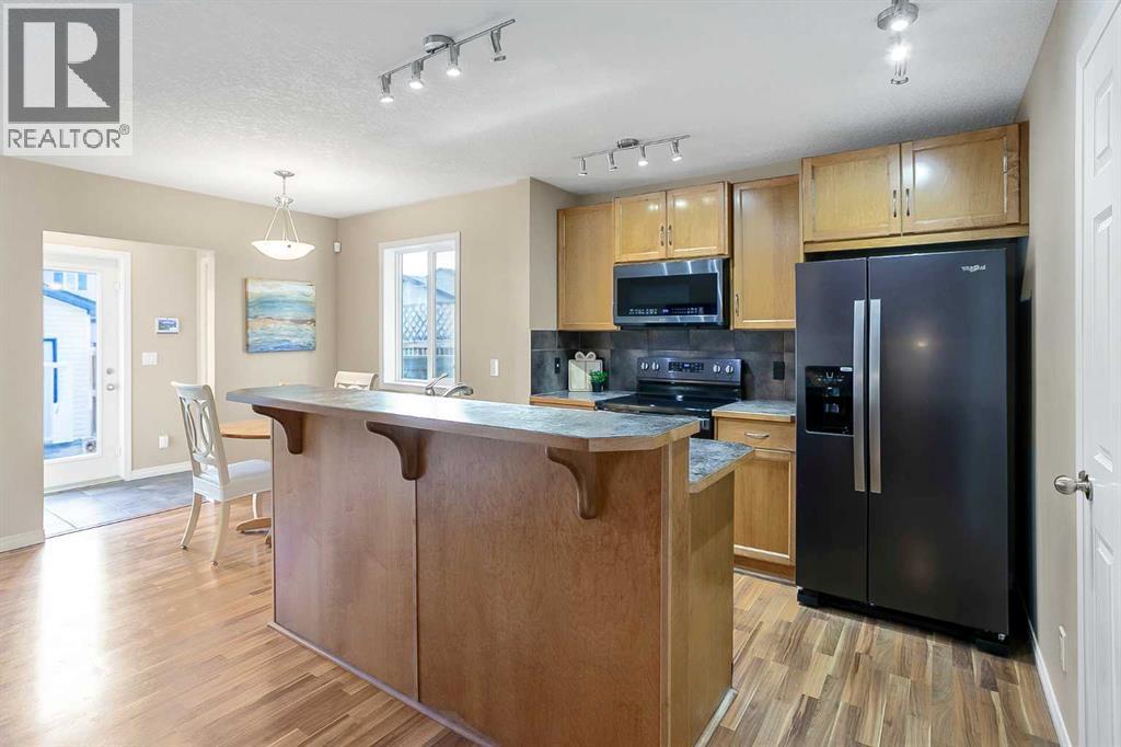 37 Silverado Saddle Avenue Sw, Calgary, AB - Indoor Photo Showing Kitchen