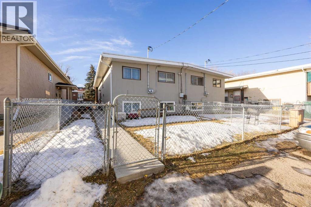 11254 6 Street Sw, Calgary, AB - Outdoor With Exterior