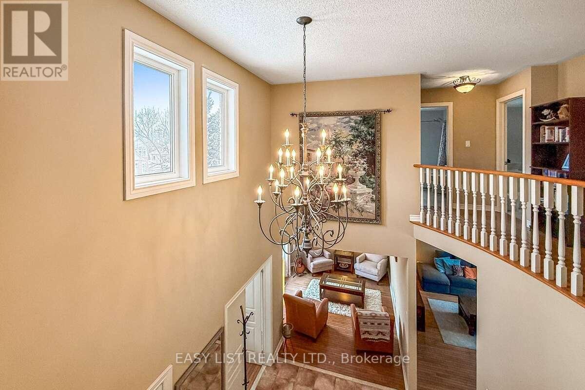 37 Nevada Crescent, Vaughan, ON - Indoor Photo Showing Other Room