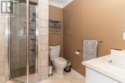 Primary En-suite Bath -