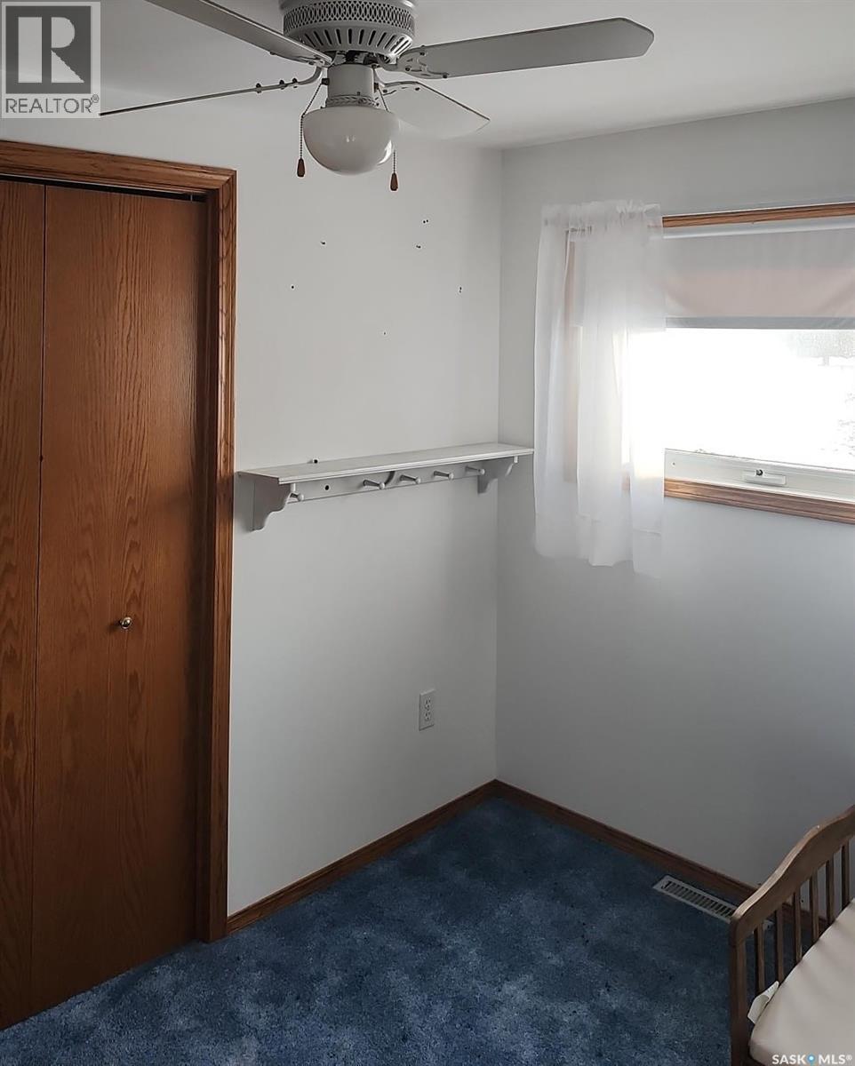 524 Boscurvis Avenue, Oxbow, SK - Indoor Photo Showing Other Room