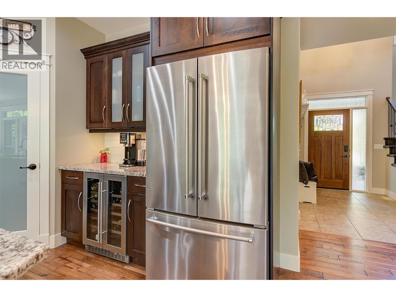 2423 Paramount Drive, West Kelowna, BC - Indoor