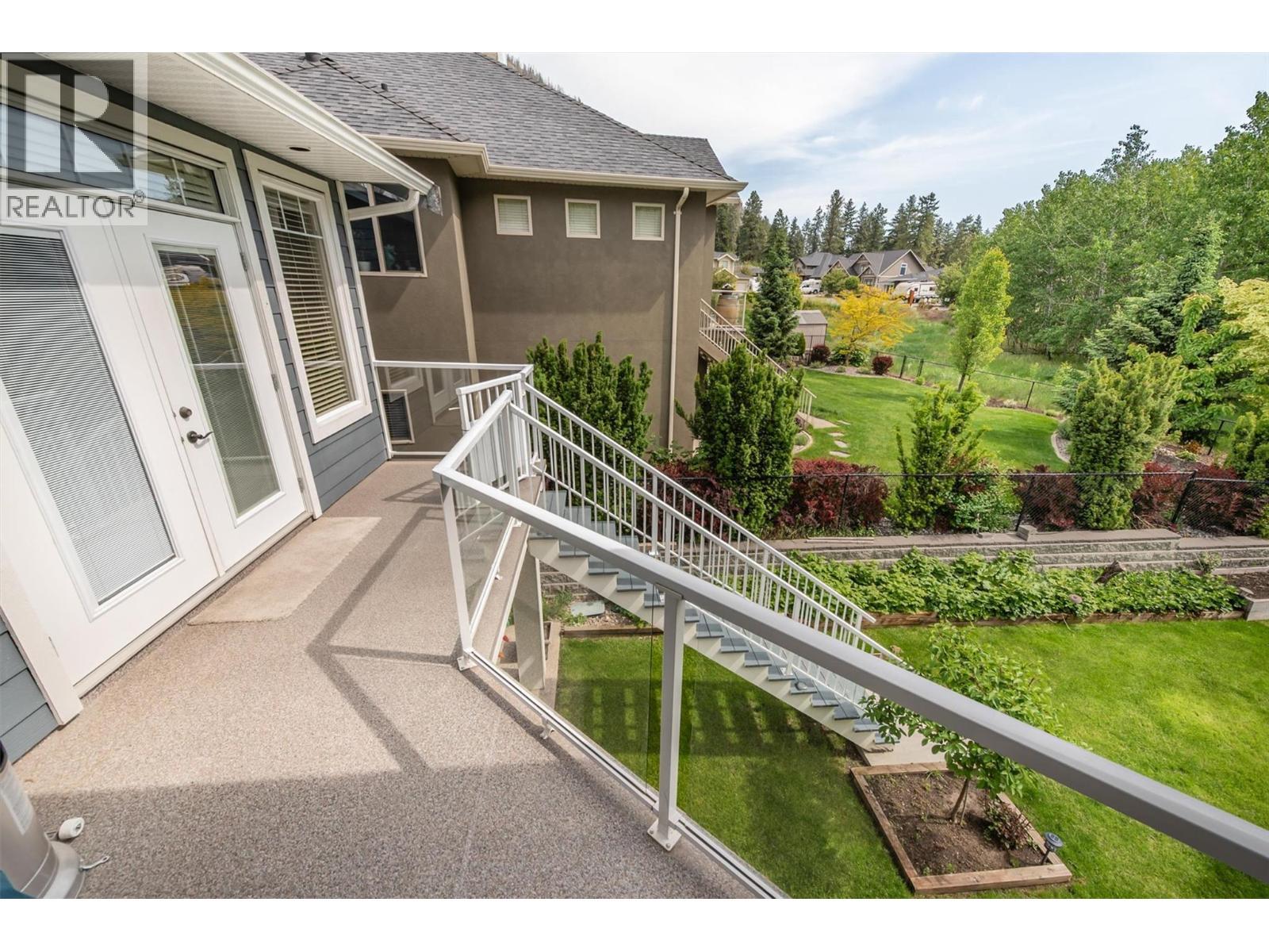 2423 Paramount Drive, West Kelowna, BC - Outdoor With Exterior