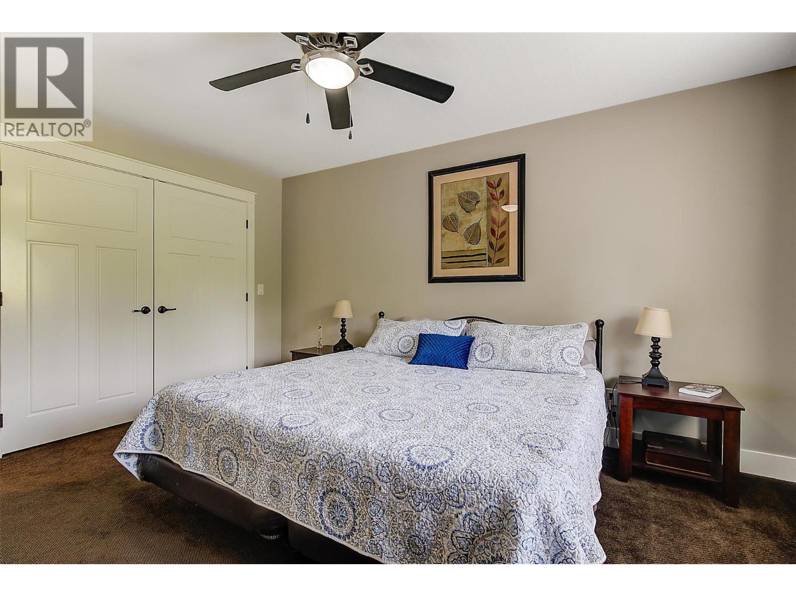 2423 Paramount Drive, West Kelowna, BC - Indoor Photo Showing Bedroom