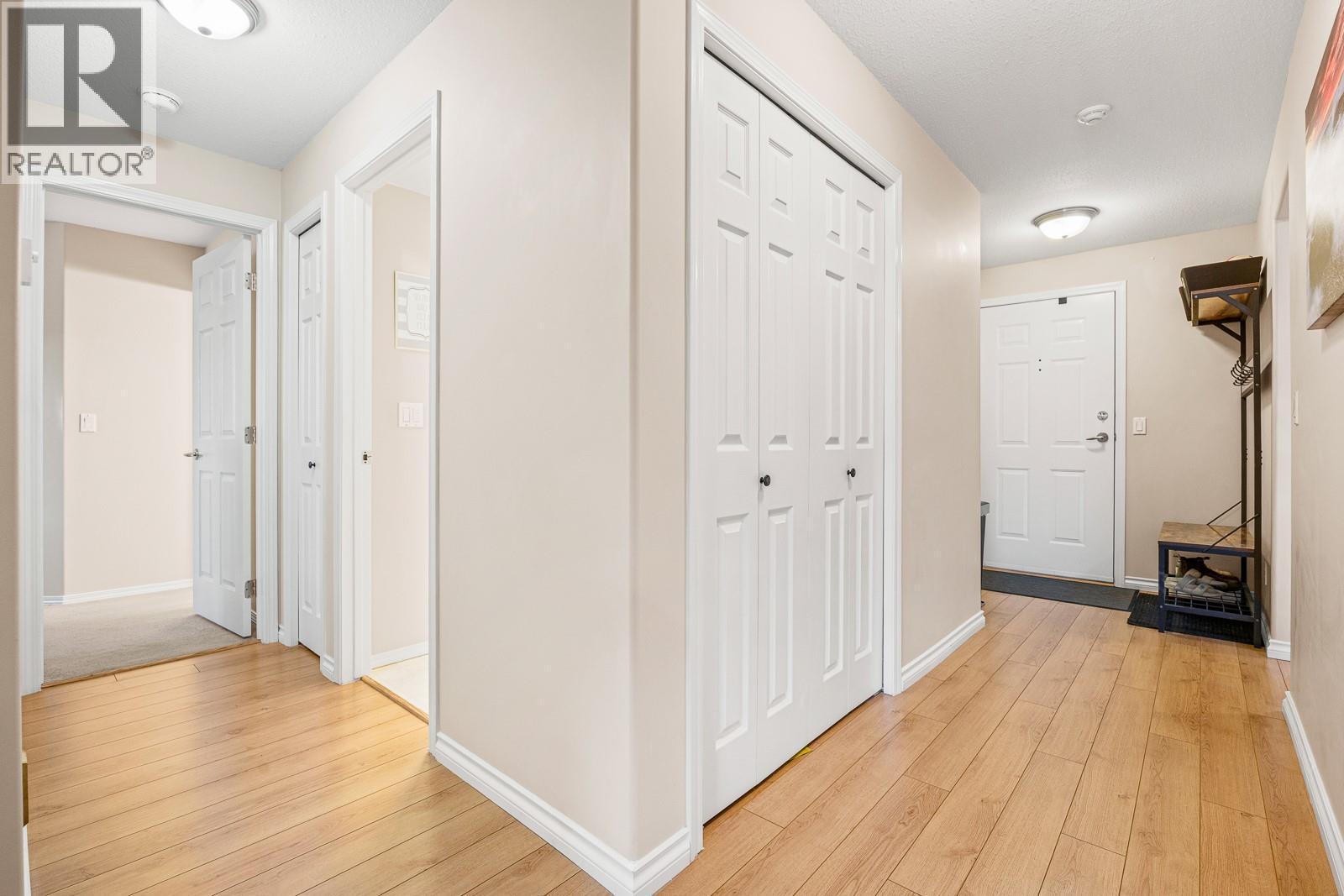 555 Houghton Road Unit# 206, Kelowna, BC - Indoor Photo Showing Other Room