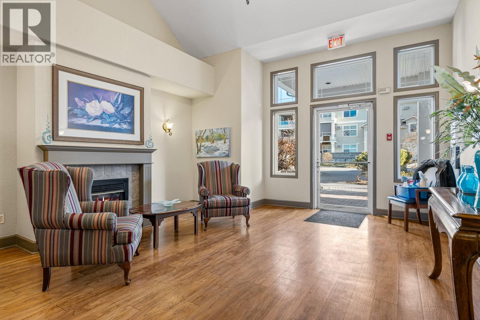 555 Houghton Road Unit# 206, Kelowna, BC - Indoor With Fireplace