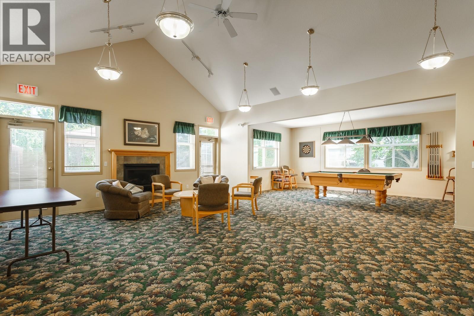 555 Houghton Road Unit# 206, Kelowna, BC - Indoor With Fireplace