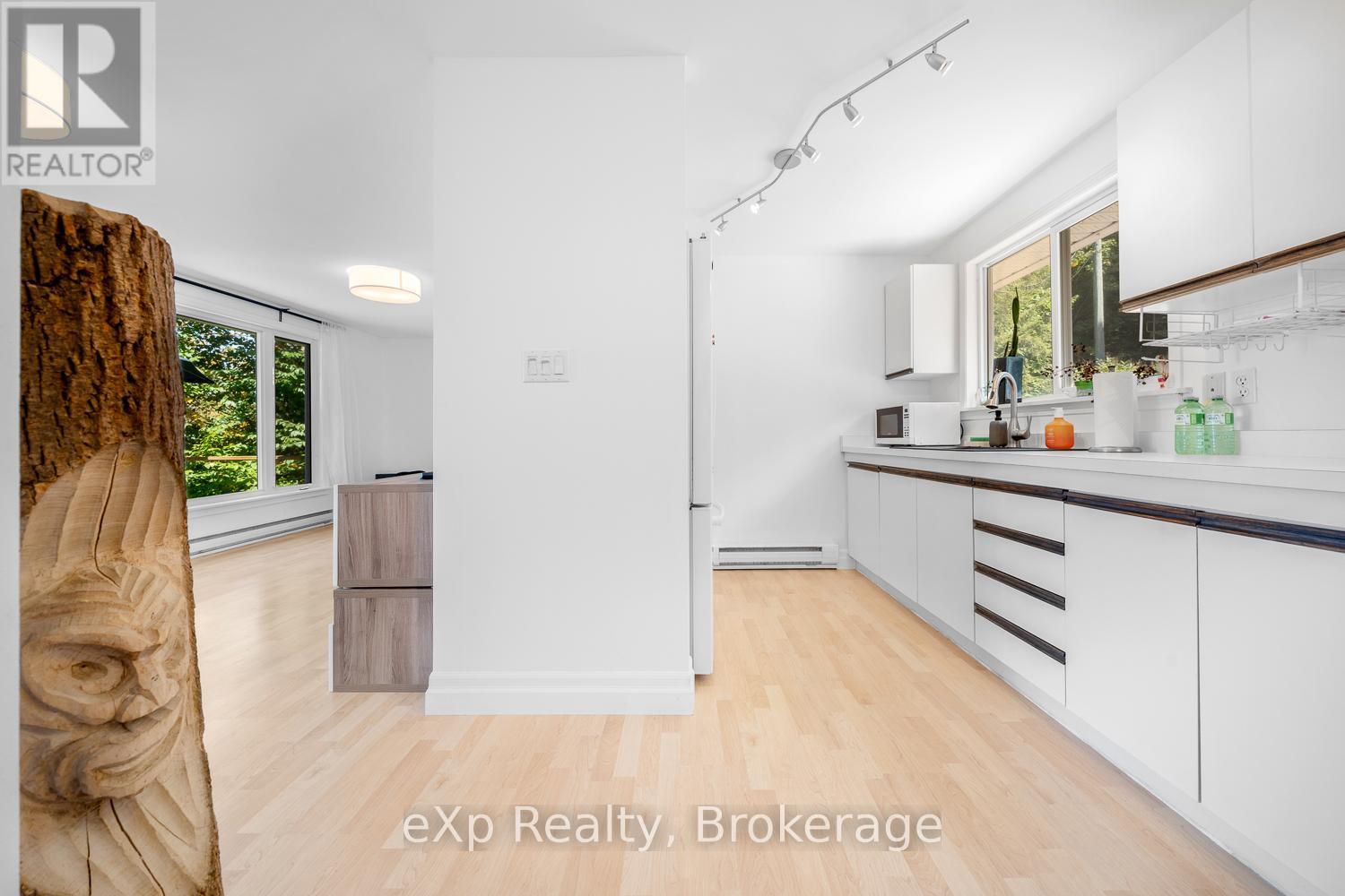 4 Fire Route 140 (Turtle Lane) Lane, Mckellar, ON - Indoor Photo Showing Bathroom