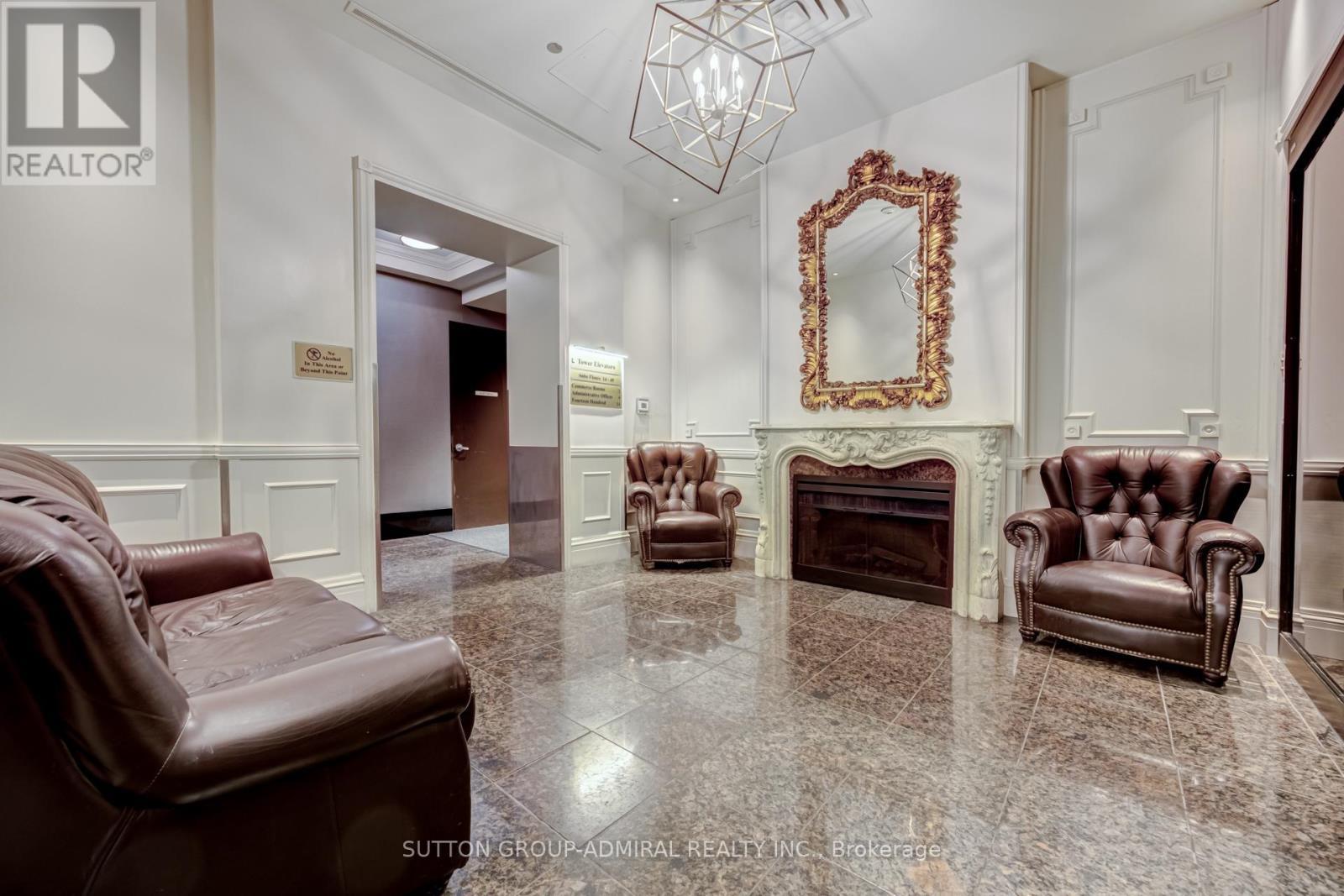 723 - 1 King Street W, Toronto, ON - Indoor