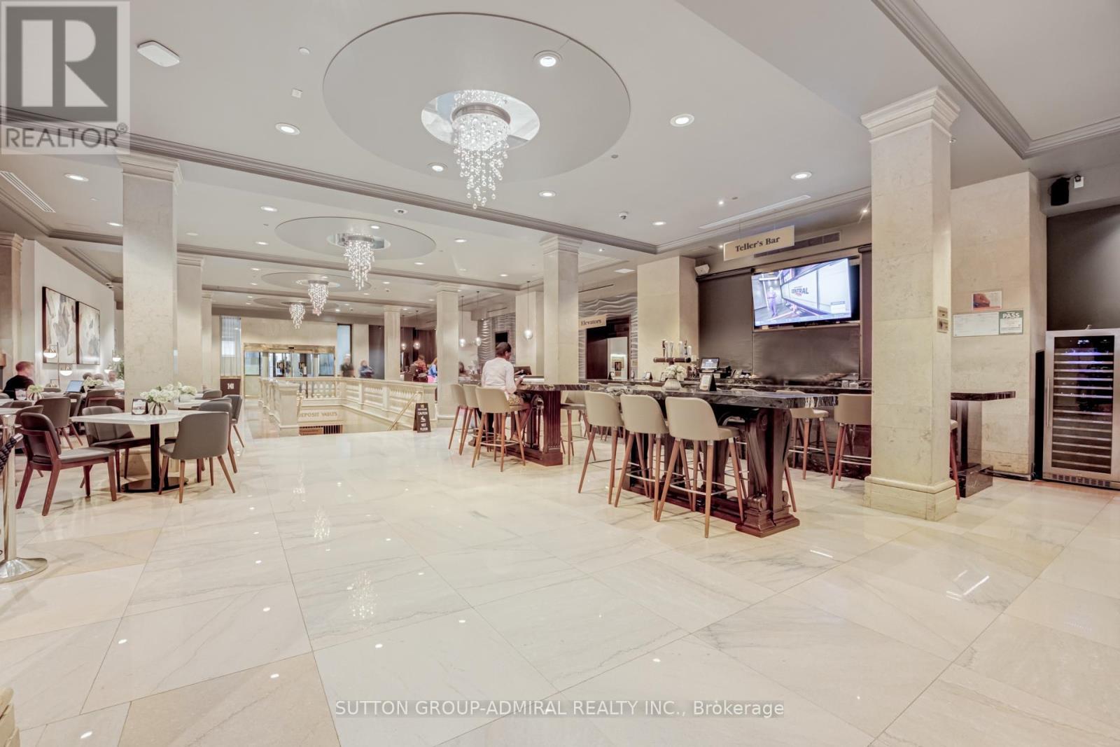 723 - 1 King Street W, Toronto, ON - Indoor