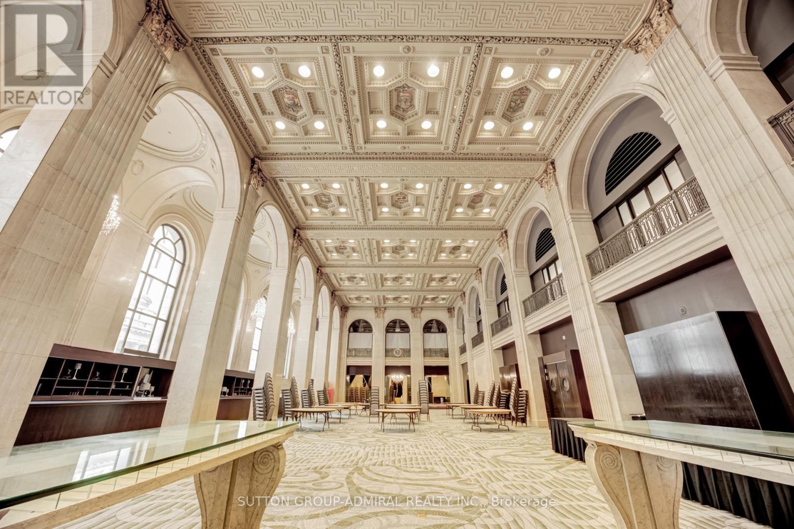 723 - 1 King Street W, Toronto, ON - Indoor