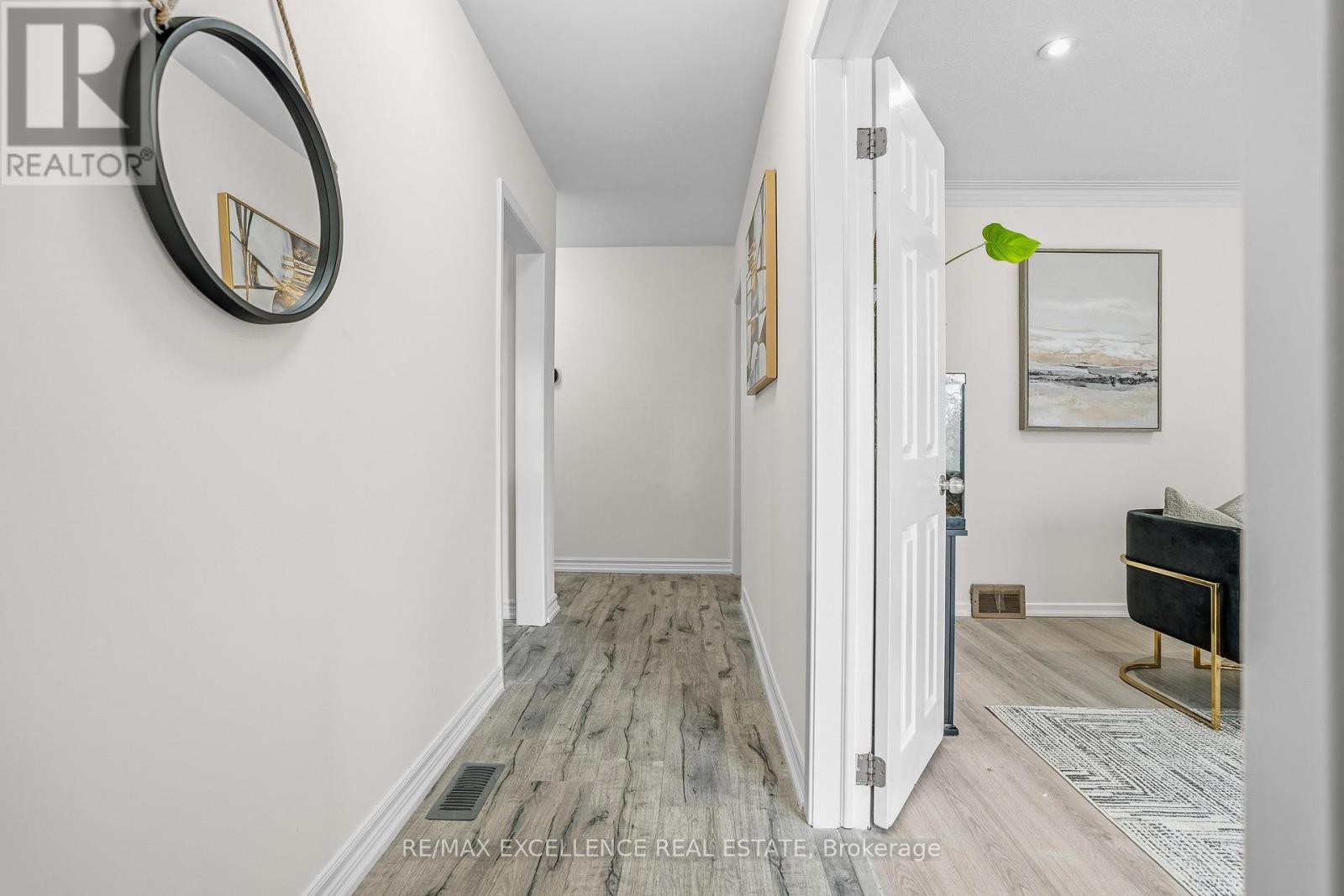 45 Stevenson Road N, Oshawa, ON - Indoor Photo Showing Other Room