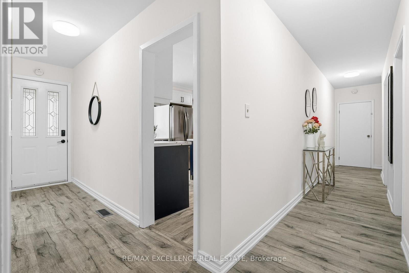 45 Stevenson Road N, Oshawa, ON - Indoor Photo Showing Other Room