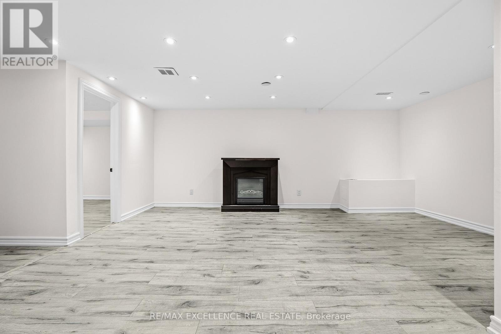 45 Stevenson Road N, Oshawa, ON - Indoor With Fireplace