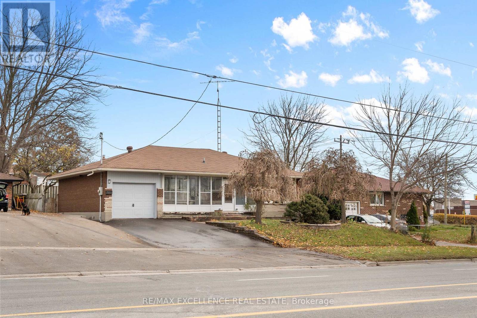 45 Stevenson Road N, Oshawa, ON - Outdoor